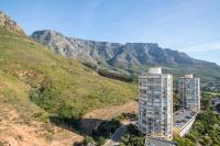 B&B Cape Town - Disa Park 16th Floor Apartment with City Views - Bed and Breakfast Cape Town