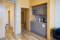 King Room with Roll-In Shower - Disability Access