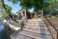 Comfort One-Bedroom Apartment with Balcony and River View