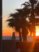 Appartement 2 Chambres avec Balcon et Vue sur la Mer