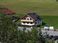 Appartamento con 2 Camere da Letto e Balcone