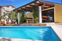 Rustic house with private swimming pool - B&B Pola