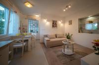 Apartman Karla - Ferienwohnung Solin