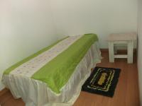Single Room with Shared Toilet