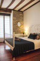 Central, Spacious and Authentic Family Apartment - B&B San Sebastián