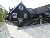 Hunetorpvej Holiday Apartment - Bed and Breakfast