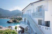 Standard One-Bedroom Apartment with Balcony