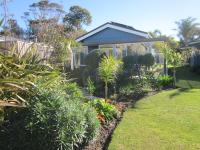 Lakes Entrance Waterfront Cottages with King Beds - B&B Lakes Entrance