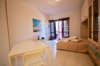 Estudio con vistas al jardín