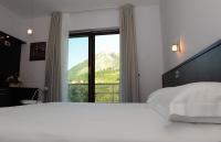 Chambre Double - Vue sur Montagne