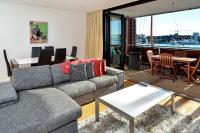 B&B Auckland - QV Stylish Waterfront Apartment - 317 - Bed and Breakfast Auckland