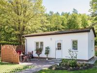 Bungalow with Garden View