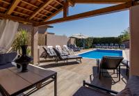 Holliday Home Lopac - B&B Fasana