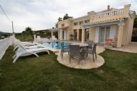 Villa de la Mer - B&B Agios Stefanos Avlioton