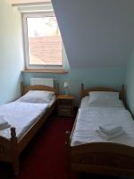 Studio (4 Adults)