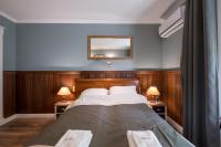 Deluxe Apartment No. 1