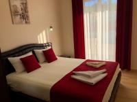 Moonlight Apartments - Bed and Breakfast Ulcinj