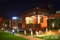 Homestay Segamat - Villa Seri Intan - B&B