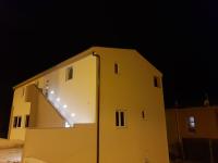 Camera Matrimoniale con Balcone (2 Adulti + 1 Bambino)