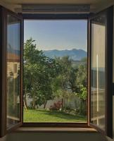 Apartamento de 2 dormitorios con vistas al jardín