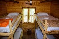 Camera Quadrupla con Bagno in Comune 