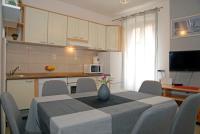 Apartment Tina - B&B Komiža
