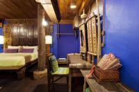 Artisan Teak Suite with Free One Way Airport Transfer