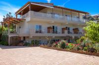 Stamatakis Boutique Studios - B&B