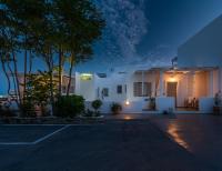 Milos Dream Life - Bed and Breakfast Triovasálos