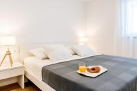 Lion's Beach Apartment - Ferienwohnung Podstrana