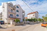 Apartmani Monika - B&B