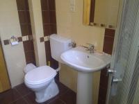 Single Room with Shared Bathroom