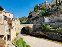 B&B Vaison-la-Romaine - Apartment Pont Romain - Bed and Breakfast Vaison-la-Romaine