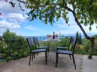 Guesthouse Agia Triada - B&B