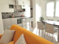 B&B Arona - Appartamento La Casetta - Bed and Breakfast Arona