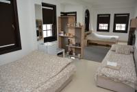 Familienzimmer mit Balkon und Seeblick