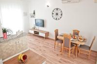 Appartamento con Vista Piscina 