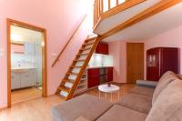 Apartment mit Balkon