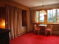 Doppelzimmer mit Gemeinschaftsbad und Balkon