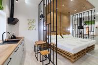 LEOGRAND Loft-studio on Husiak 8 - B&B Lviv