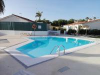 bungalow near Yumbo 200 meters from the beach - Ferienwohnung