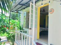 Longan Homestay - Bed and Breakfast