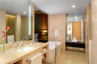 Junior Suite with King bed, Bath tub, free Wi-fi, 1 way airport transfer