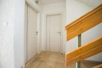 Apartment mit Balkon