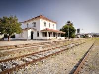 Train Spot Guesthouse - B&B Marvão