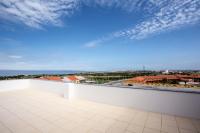 RestlessWave - B&B Peniche