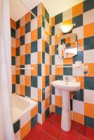 Deluxe Double Room with Shower