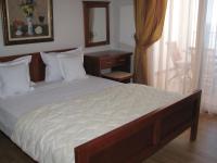 Apartamento de 1 dormitorio con balcón y vistas al mar