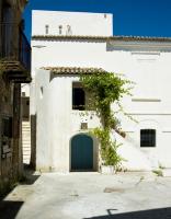 B&B Strongoli - BORGO PETELIA, Casa Fazio, Antica piccola casa con loggia e scala esterna - Bed and Breakfast Strongoli