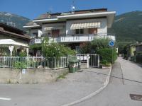 Grazioso appartamento tra cultura, lago e montagna - B&B